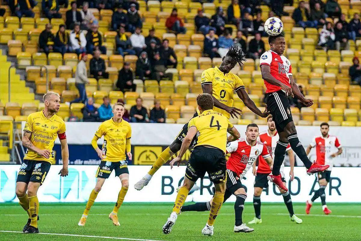 关于新一轮沃尔夫斯堡主场胜过汉诺威,接近榜首的信息 关于新一轮沃尔夫斯堡主场胜过汉诺威,接近榜首的信息