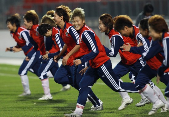 爱游戏登录-加拿大女足季后赛精彩继续，多伦多队逐鹿决赛