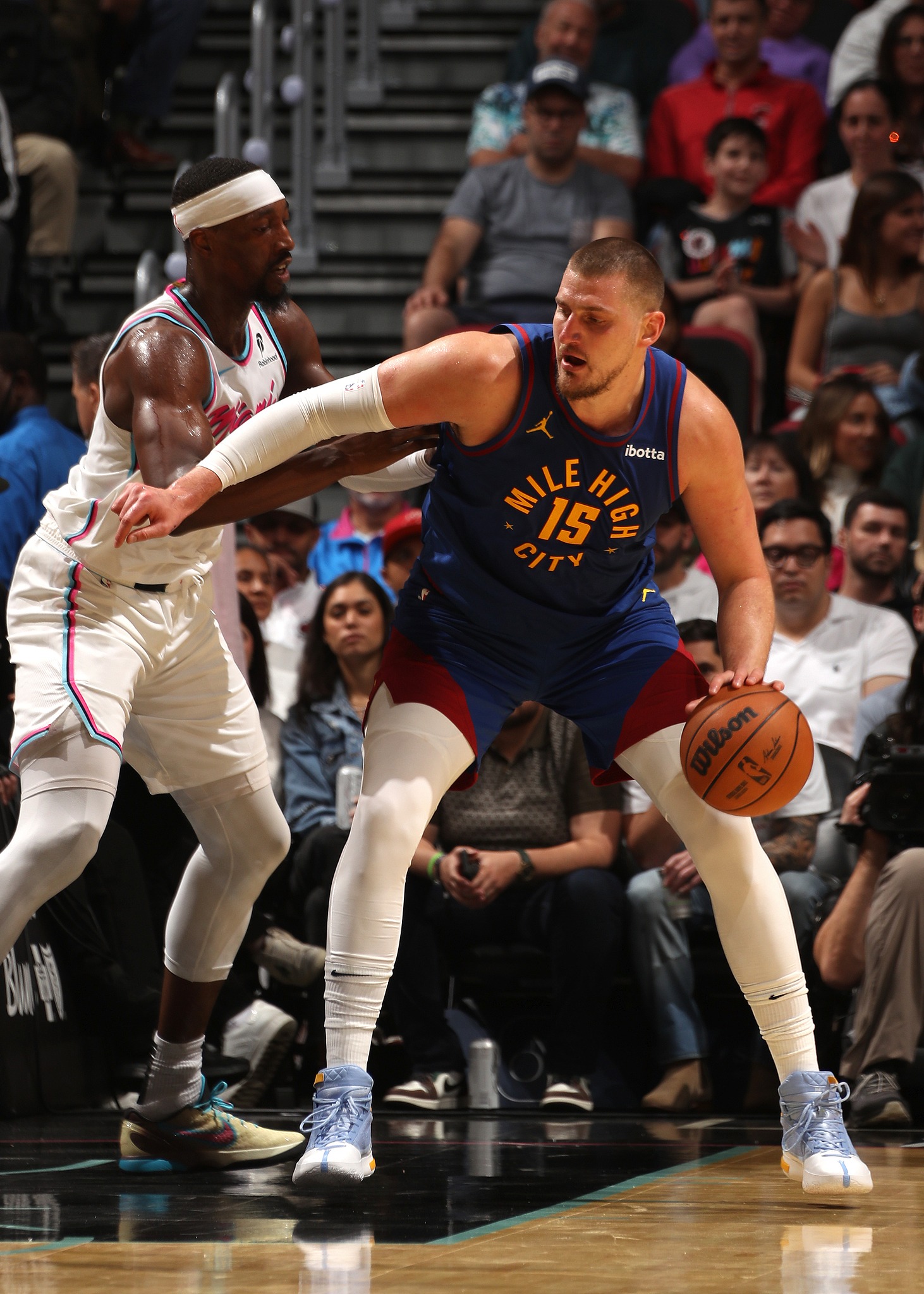 热火队球员因伤休战数场比赛