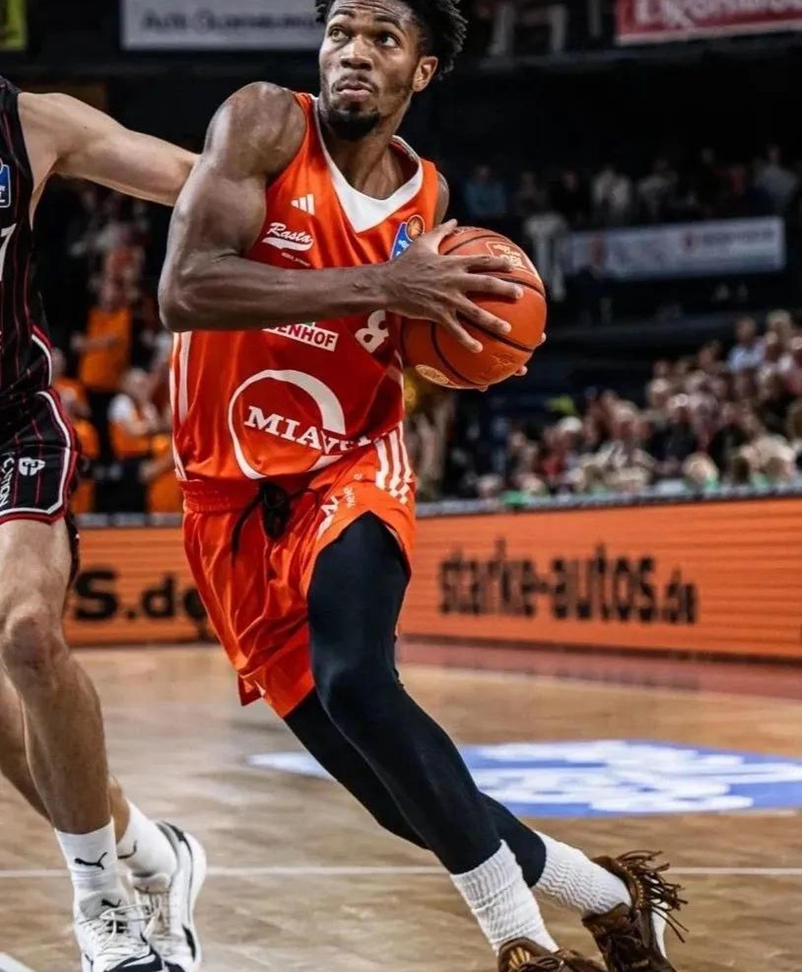 关于浙江稠州队遭遇困境，寻找突破口的信息