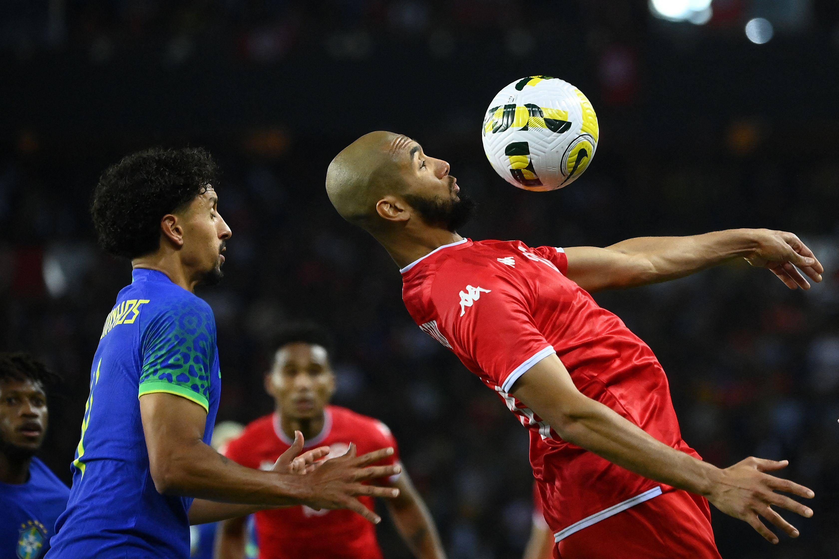 卡塔尔国家队放眼出线，展现实力