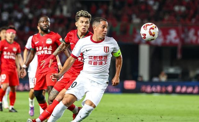 中超球队引入外援,能否提升实力?的简单介绍 中超球队引入外援,能否提升实力?的简单介绍