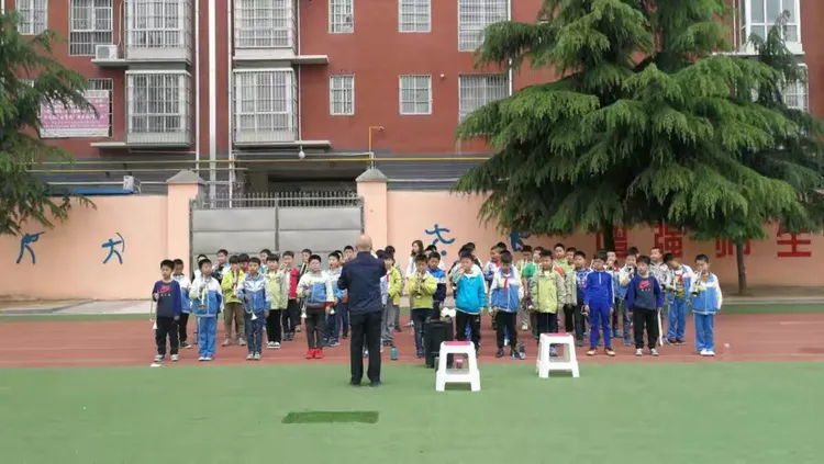 包含北京城市大学备战比赛，全队备战认真态度的词条