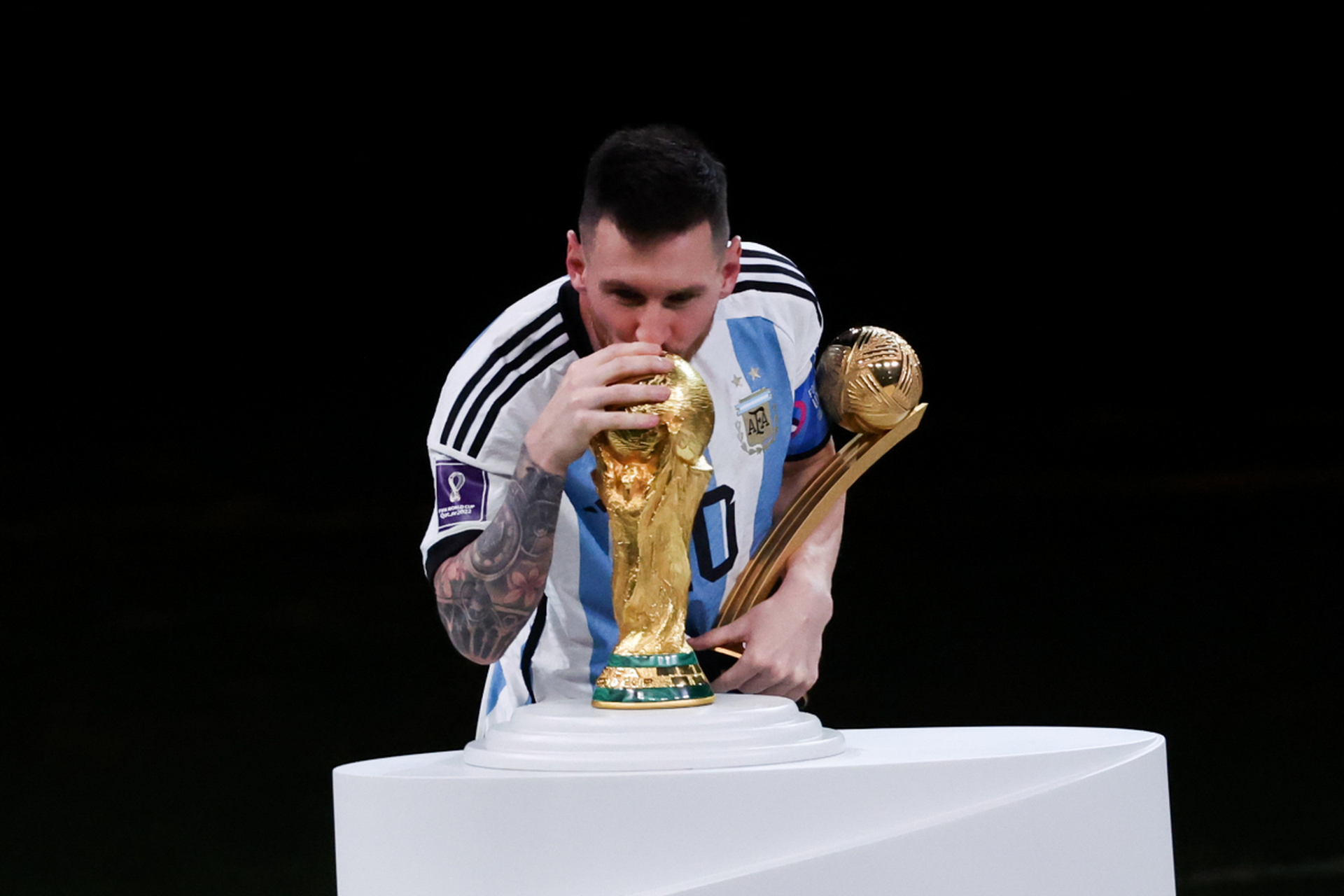 爱游戏登录-阿根廷联赛决赛收官，最佳球员当之无愧