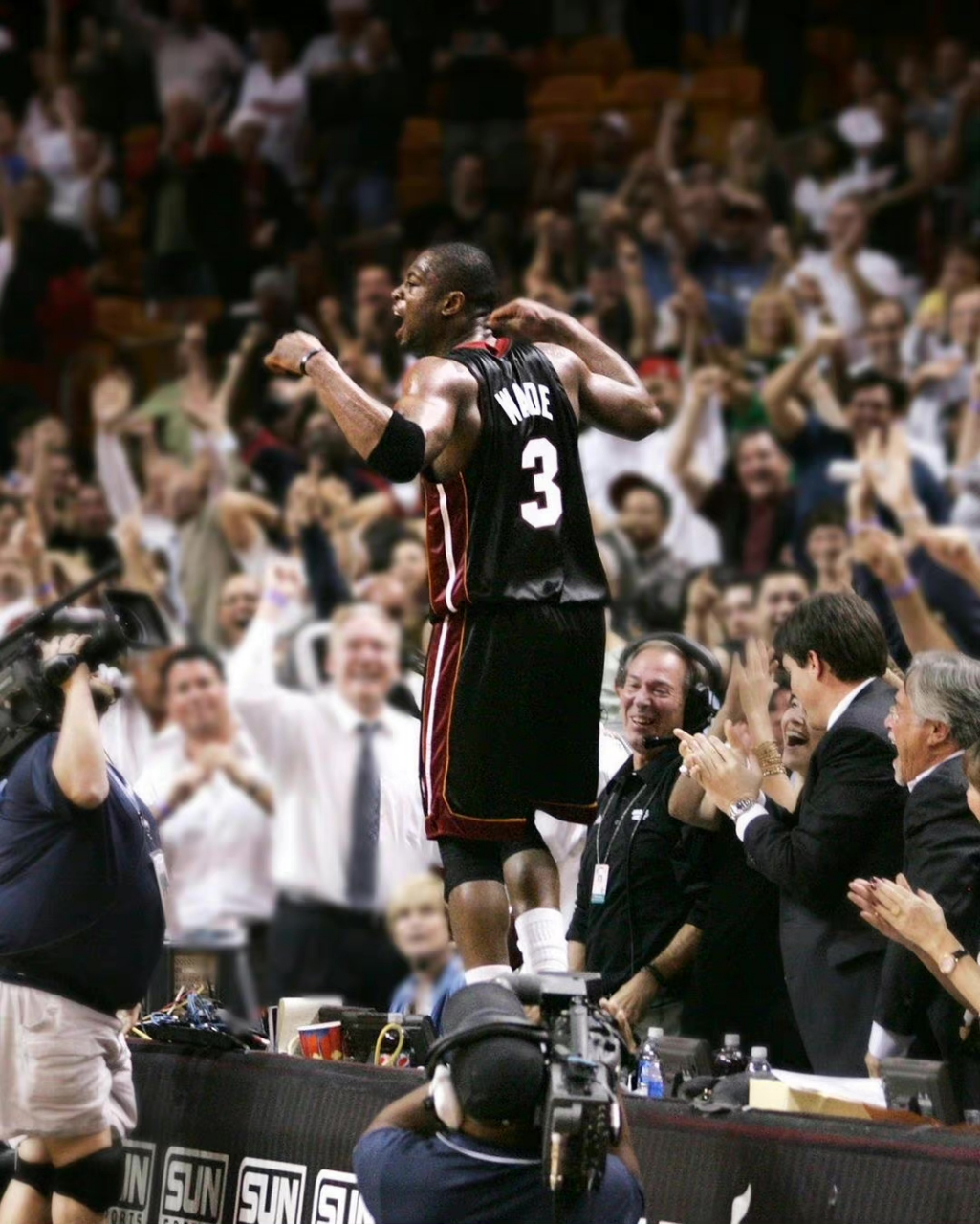 热火逆袭步行者韦德盖帽气势如虹鏖战终结